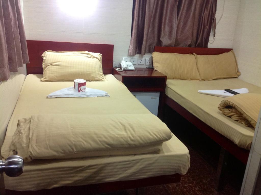 New Yan Yan Guest House Reception 9Th Floor Flat E4 E6 Hong Kong Ngoại thất bức ảnh