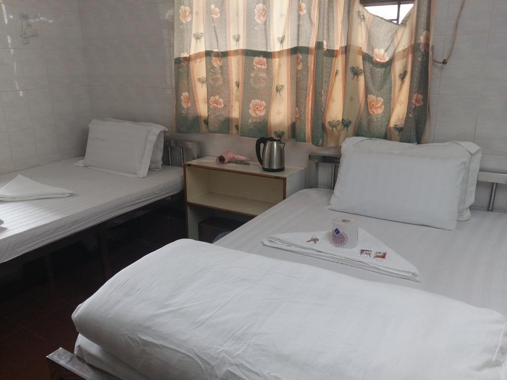New Yan Yan Guest House Reception 9Th Floor Flat E4 E6 Hong Kong Ngoại thất bức ảnh